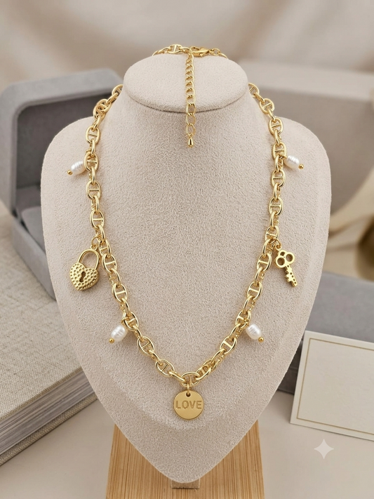 Codena de Oro / Cadena oro / Collar Love y Perlas